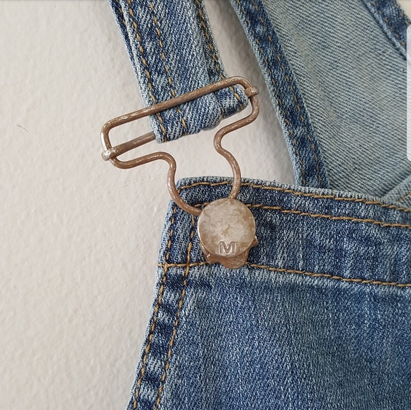 Mossimo Distressed Denim Short Overalls - Picture 4 of 6